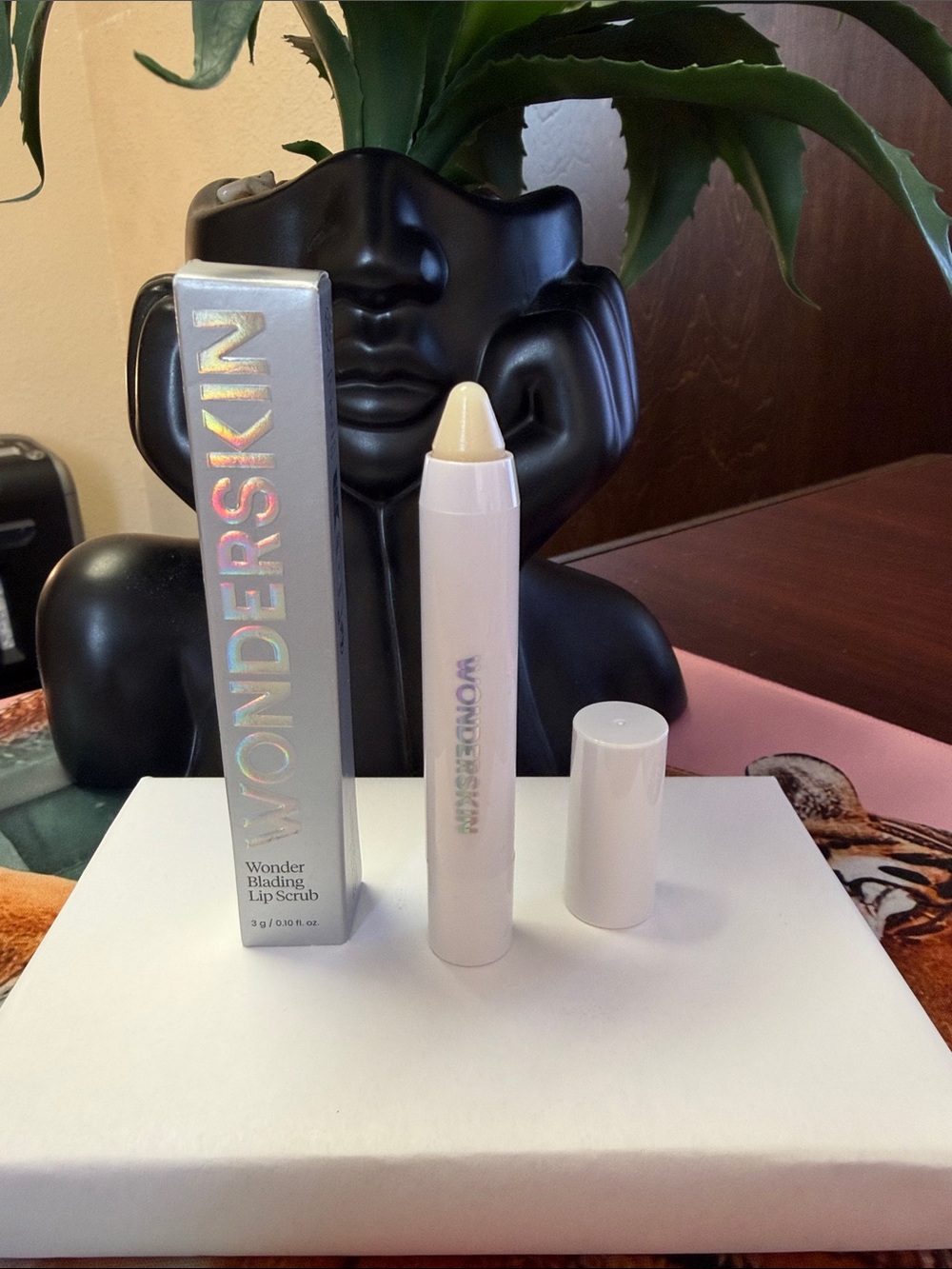 Wonderskin Wonder Blading Lip Scrub - Cream